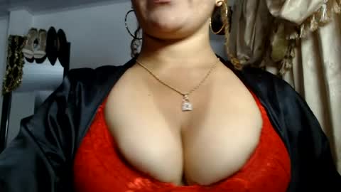 Nadia  online show from 26, 7, 2026