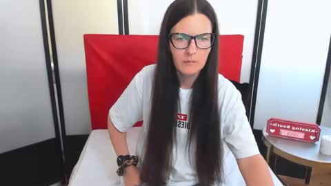 Snapshot of nadiatrue chatting on 30, 6, 2026 nadiatrue online show from 30, 6, 2026