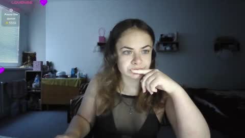 nadiiamorgun online show from 6, 10, 2025