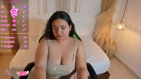 Nadine online show from 23, 12, 2024