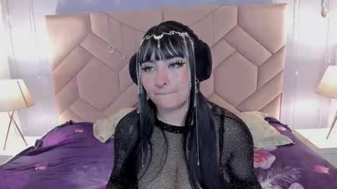 Naenia online show from 24, 11, 2025