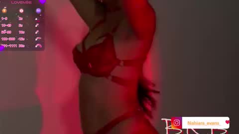 NAHIARA EVANS online show from 25, 2, 2026