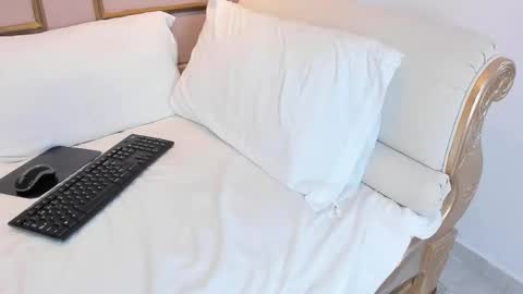 Nahimi online show from 20, 11, 2025