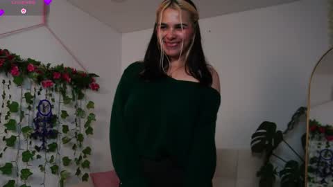 Naho  Sigueme en mis Redes Sociales Follow me on my social networks online show from 25, 6, 2026