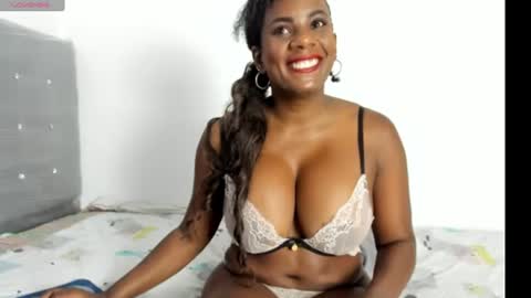 Nahomi Whesley online show from 19, 6, 2026