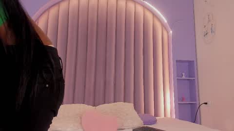  VICTORIA  online show from 24, 2, 2025