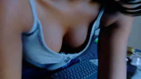  VICTORIA  online show from 8, 6, 2026
