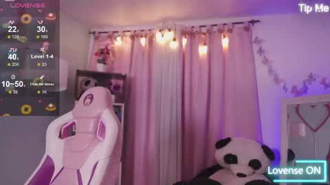 nahomy 2308 online show from 10, 7, 2026