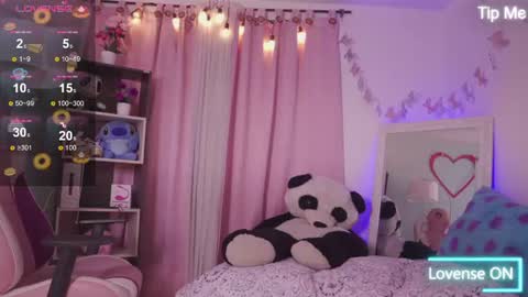 nahomy 2308 online show from 14, 7, 2026