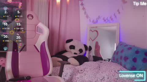 nahomy 2308 online show from 15, 7, 2026