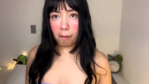 nahomy online show from 28, 3, 2026