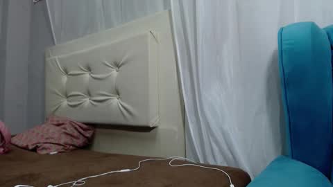 Nahomy online show from 23, 12, 2024