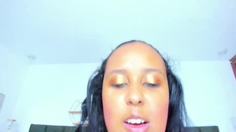 Nahomy online show from 10, 3, 2026