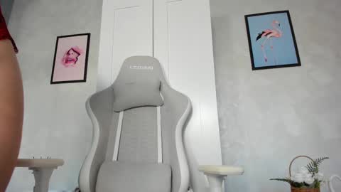 Naila online show from 8, 3, 2025