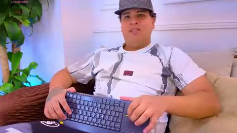 naimruiz_ online show from 28, 7, 2026
