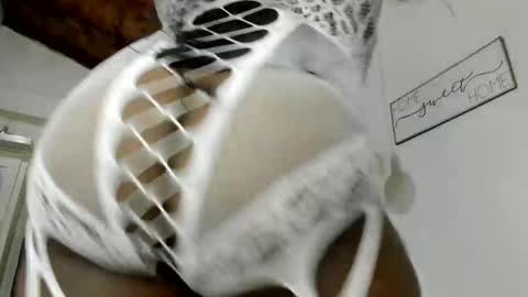 NAJAYLAINDEPENDENT MODEL online show from 17, 1, 2025