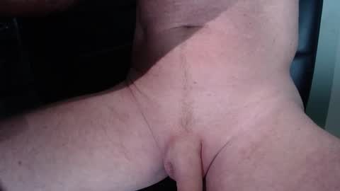 Naked Boy Toy online show from 22, 4, 2026