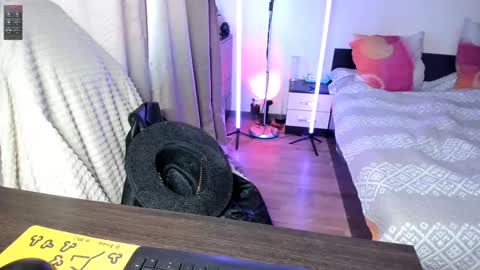 Asy no face  online show from 9, 3, 2025