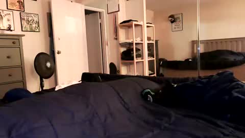 nakedmonkey online show from 21, 6, 2026