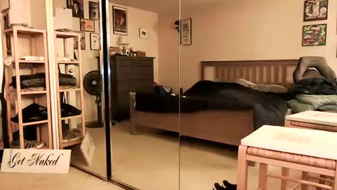 nakedmonkey online show from 23, 6, 2026