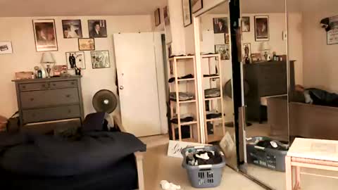 nakedmonkey online show from 3, 7, 2026