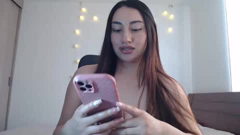 Snapshot of nala_foster chatting on 2, 5, 2026 Nala online show from 2, 5, 2026