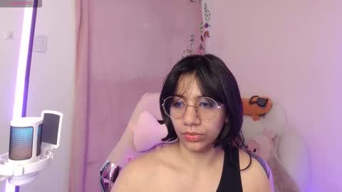 nami_usagi online show from 21, 10, 2025