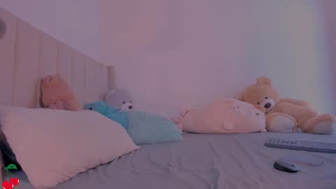 Snapshot of namibergman_ chatting on 25, 9, 2025 N A M I - OF namibergmant online show from 25, 9, 2025