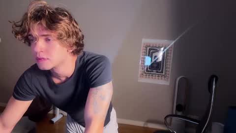 Georges online show from 1, 12, 2024