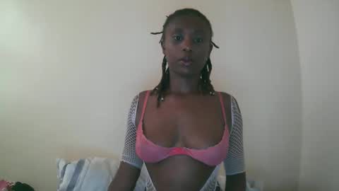 Snapshot of nana2095 chatting on 11, 6, 2026 nana2095 online show from 11, 6, 2026