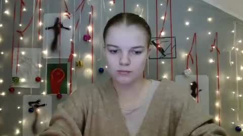 Nana online show from 4, 11, 2025