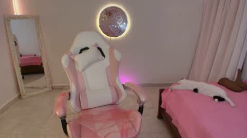 Snapshot of nanami_20 chatting on 11, 6, 2026 samantha online show from 11, 6, 2026