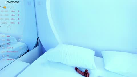 NanaOsaky online show from 28, 1, 2025