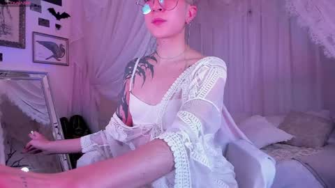 Alma  Maria online show from 9, 4, 2026