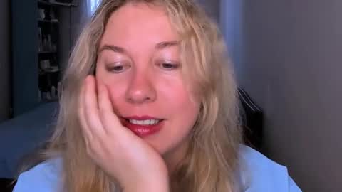 Snapshot of nancysanders chatting on 16, 6, 2026 Nancy online show from 16, 6, 2026