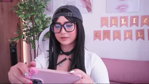 ELLA online show from 18, 12, 2025