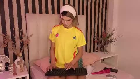 nano_kawaii online show from 17, 6, 2026