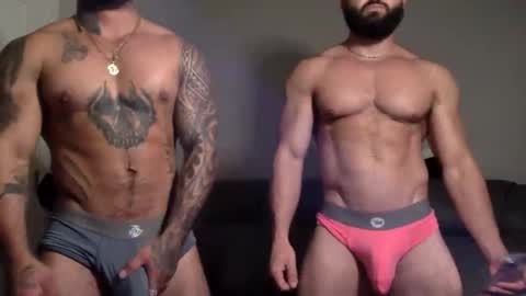 Snapshot of nantenh4 chatting on 25, 11, 2025 onlyrealtito online show from 25, 11, 2025