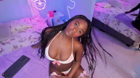 Naomi online show from 10, 3, 2026