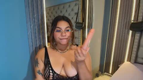 NAOMI online show from 22, 4, 2026