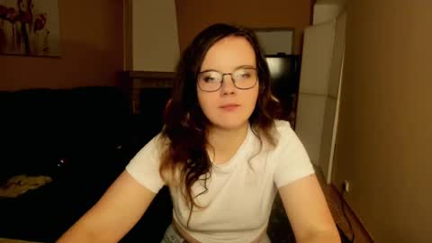 naomi_di online show from 4, 7, 2026