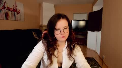 naomi_di online show from 15, 7, 2026