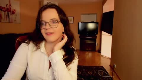 naomi_di online show from 20, 7, 2026