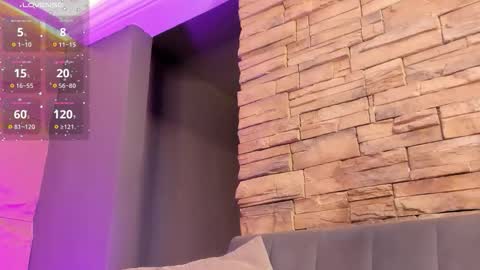 Naomi online show from 26, 11, 2025