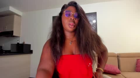 Nathalia King online show from 19, 2, 2025