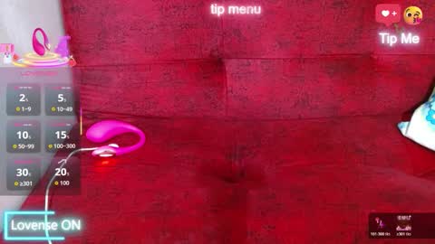 Snapshot of naomi_powel chatting on 1, 12, 2025 naomi_powel online show from 1, 12, 2025