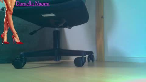 Daniella Naomi online show from 11, 2, 2025