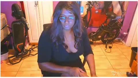 Snapshot of naomifux chatting on 18, 6, 2026 Naomi online show from 18, 6, 2026
