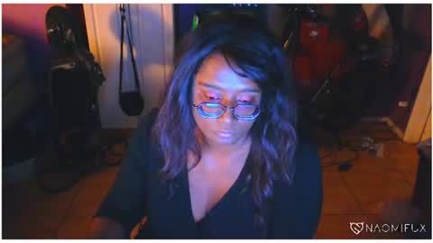 Snapshot of naomifux chatting on 24, 6, 2026 Naomi online show from 24, 6, 2026
