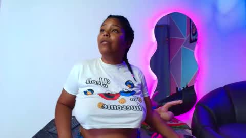 Naomi Campbel online show from 11, 9, 2025